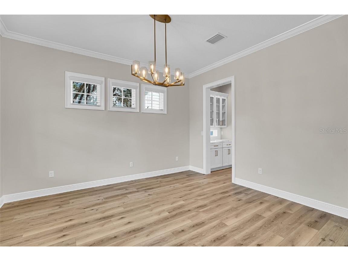 2823 4th Avenue N Saint Petersburg FL 33713 T3527361 image43