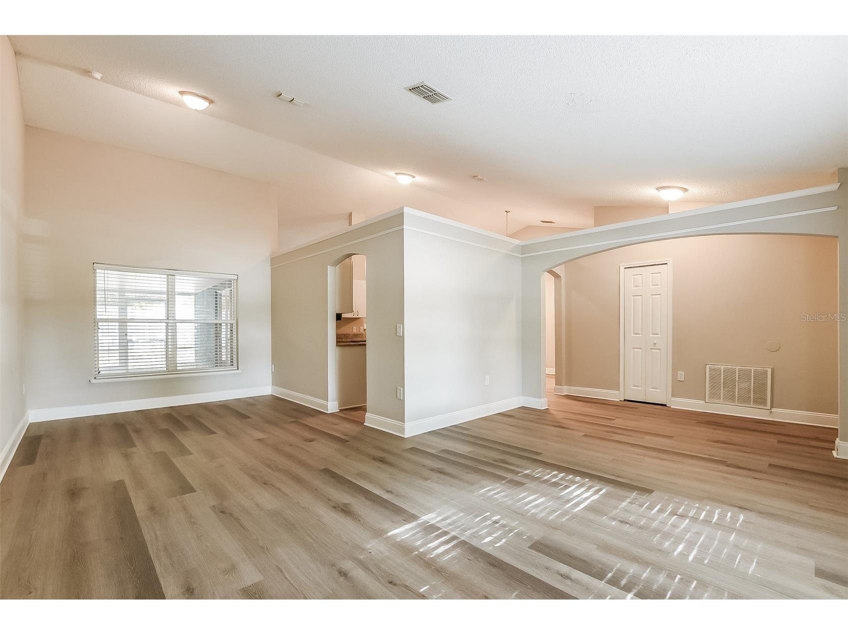 2823 Arbour Trail Court Deltona FL 32725 O6405253 image2