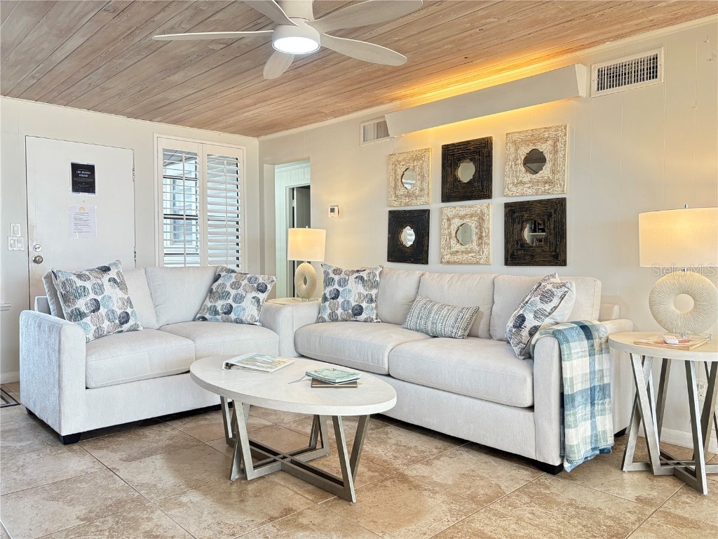 2823 Gulf Of Mexico Drive Longboat Key FL 34228 A4667245 image5