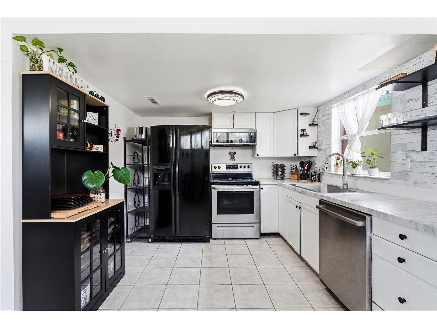 2823 Hertha Avenue Orlando FL 32826 O6390888 image4