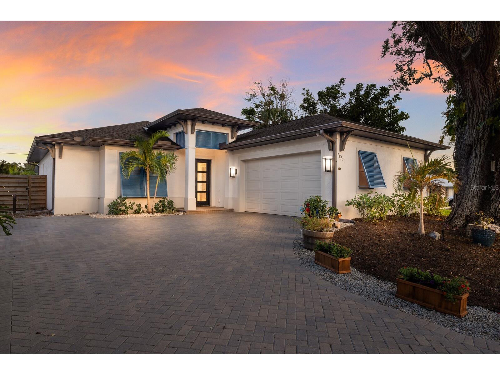 2823 Marshall Drive Sarasota FL 34239 A4690497 image1