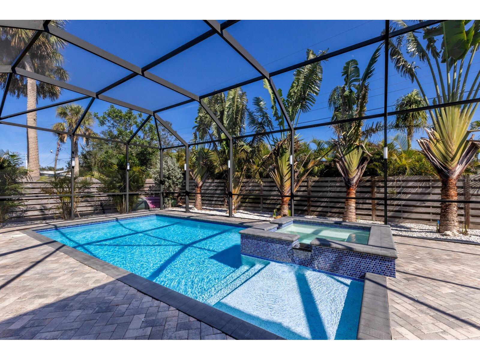 2823 Marshall Drive Sarasota FL 34239 A4690497 image32
