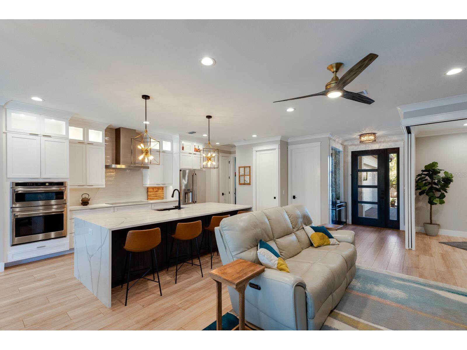 2823 Marshall Drive Sarasota FL 34239 A4690497 image7
