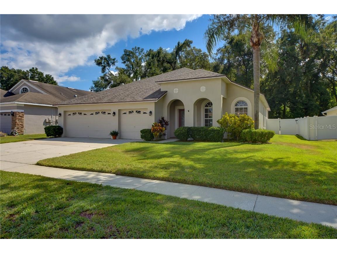 2823 Windcrest Oaks Court Valrico FL 33594 TB8439440 image1
