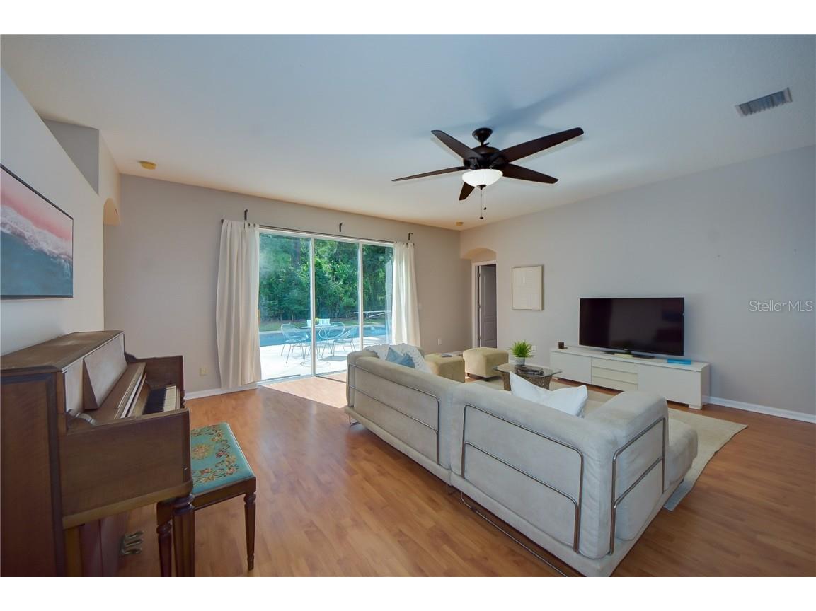 2823 Windcrest Oaks Court Valrico FL 33594 TB8439440 image25