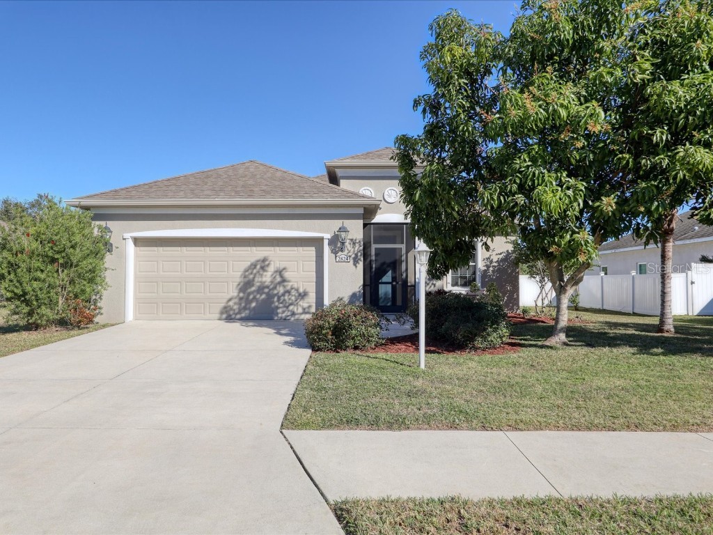 2824 47th Street E Palmetto FL 34221 A4637758 image1