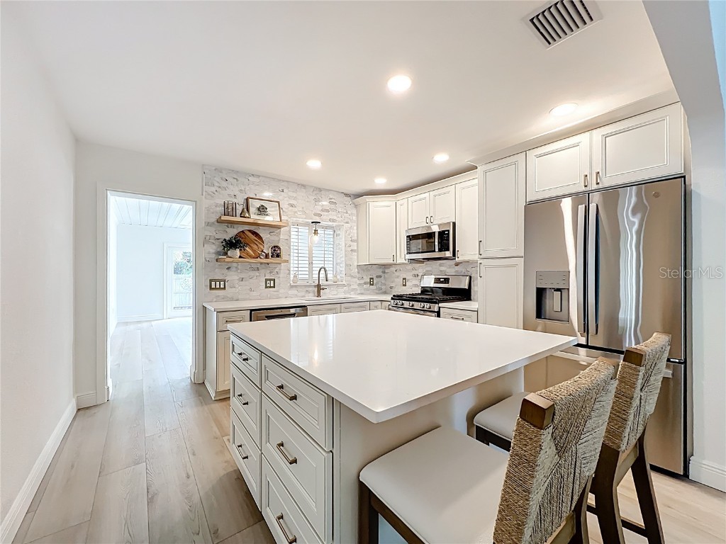 2824 47th Street S Gulfport FL 33711 TB8447025 image4