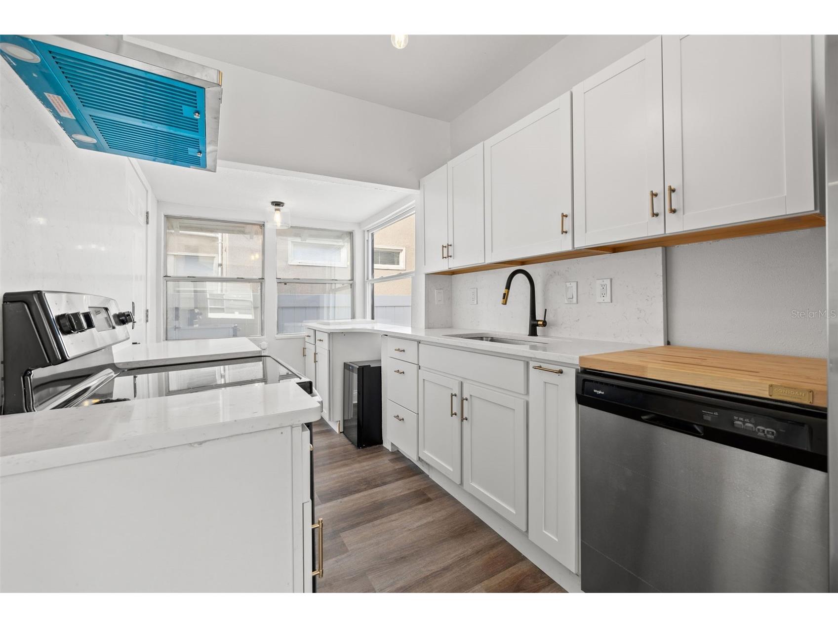 2824 5th Avenue N Saint Petersburg FL 33713 TB8502879 image12