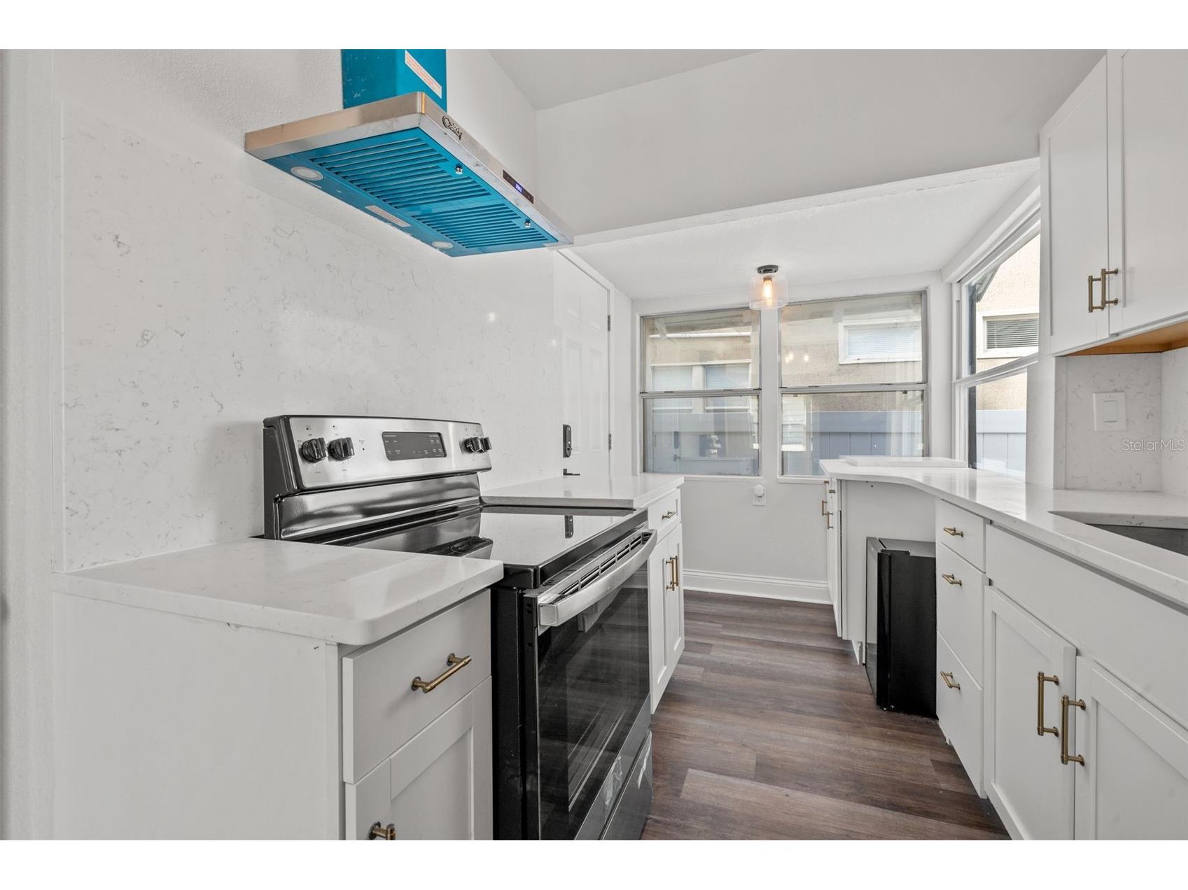 2824 5th Avenue N Saint Petersburg FL 33713 TB8502879 image14