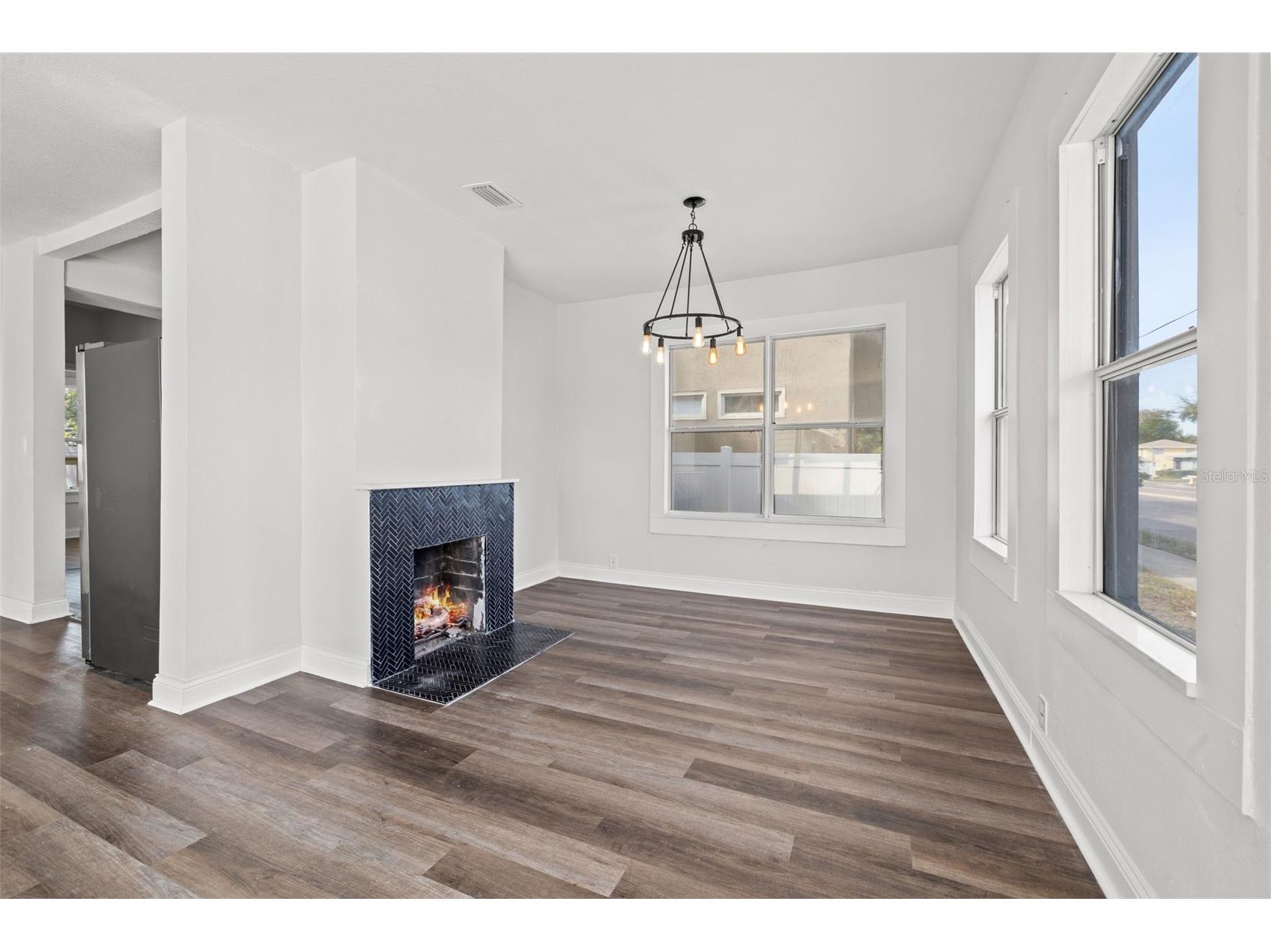2824 5th Avenue N Saint Petersburg FL 33713 TB8502879 image5