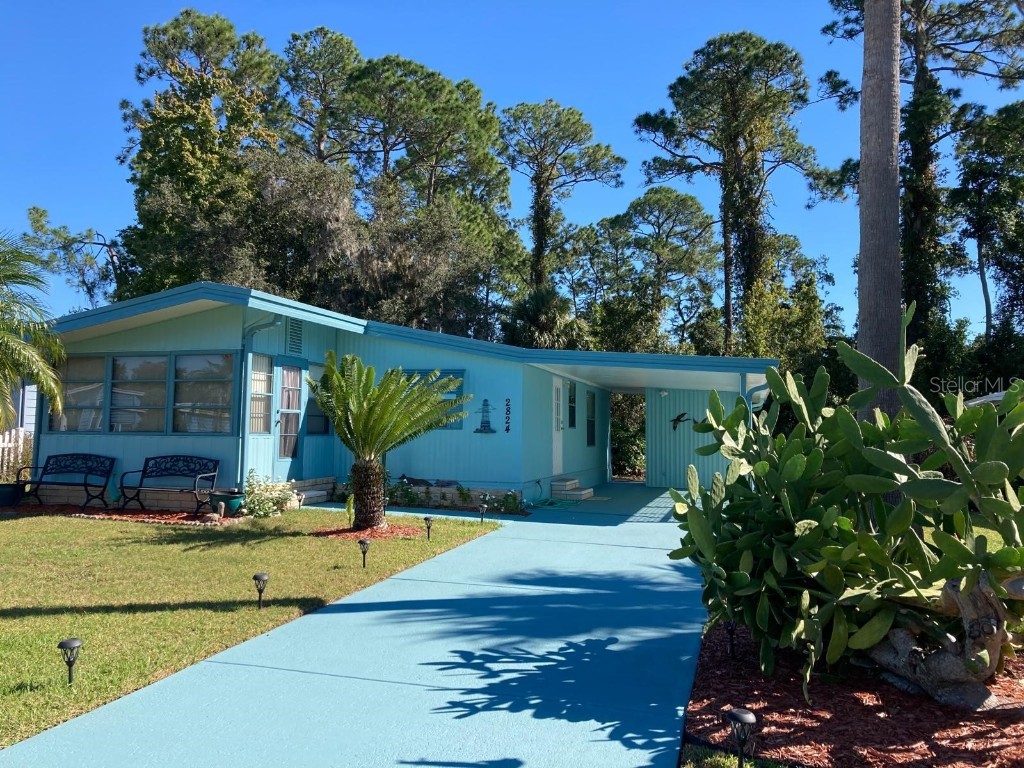 2824 Manatee Road Tavares FL 32778 O6359718 image1