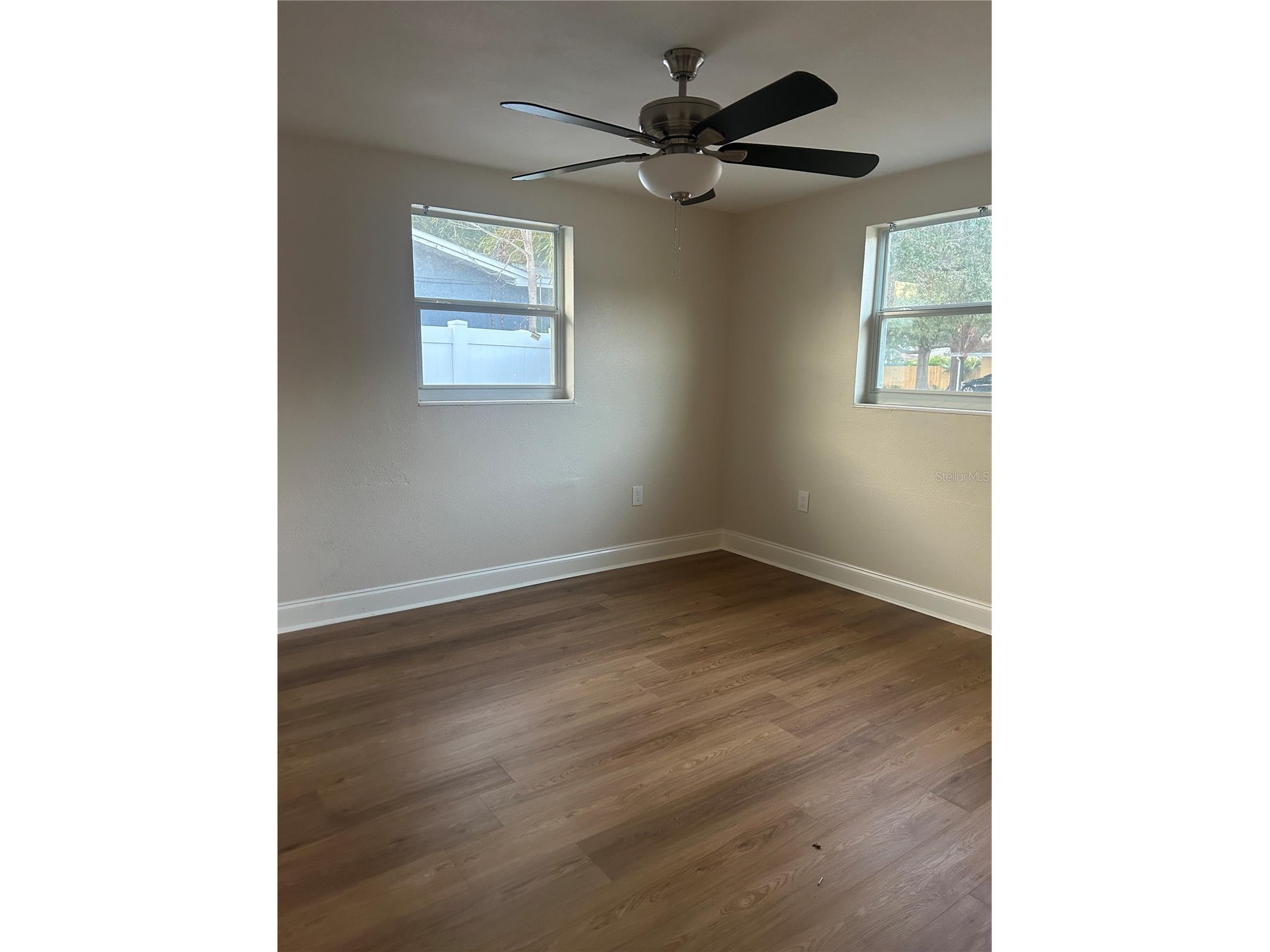 2824 Meadow View Avenue Largo FL 33771 TB8467211 image8