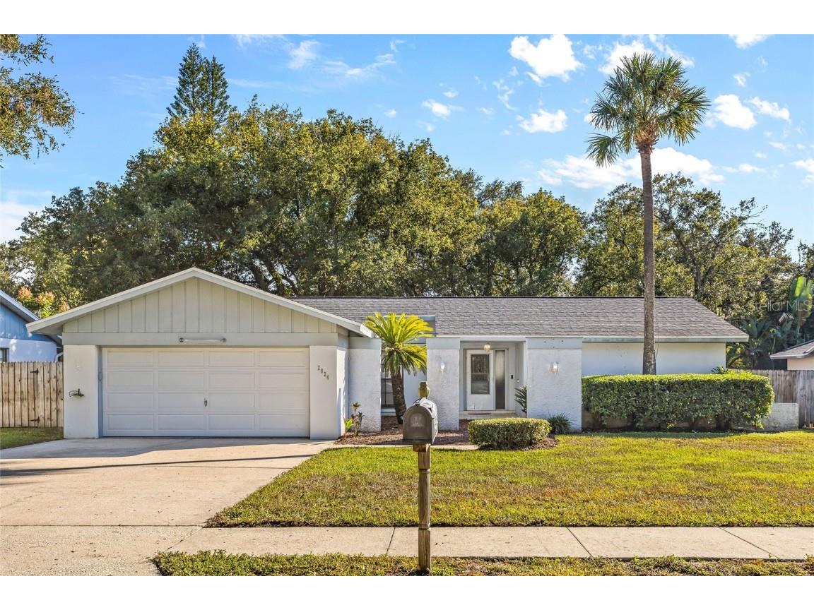 2824 Rustic Oaks Drive Palm Harbor FL 34684 TB8445263 image1