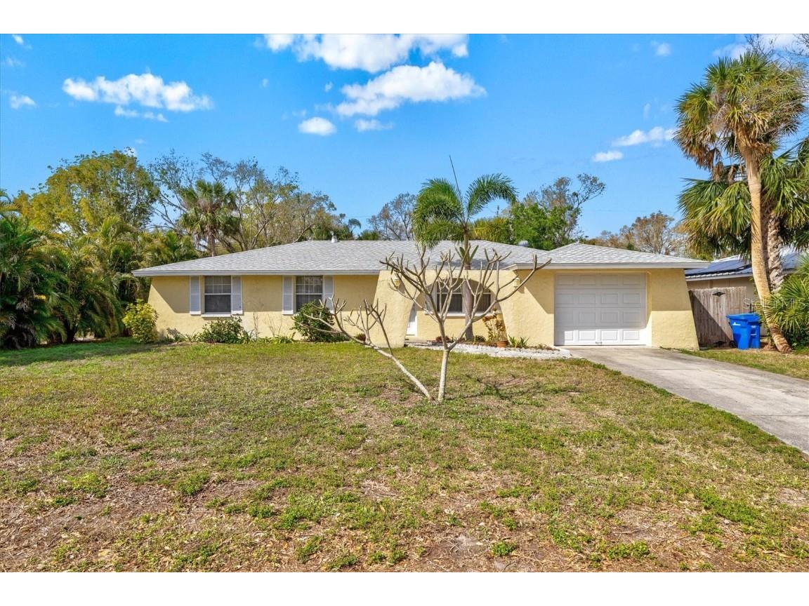 2824 Silk Oak Drive Sarasota FL 34232 A4640757 image1