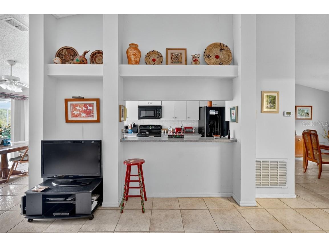 2824 Summervale Drive Holiday FL 34691 TB8435387 image17