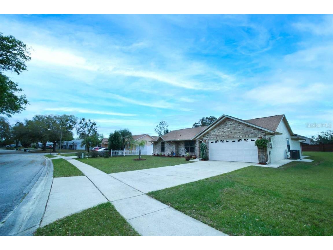 2824 Sunset Ridge St Deltona Fl 32725-2130 Deltona FL 32725 V4934702 image1