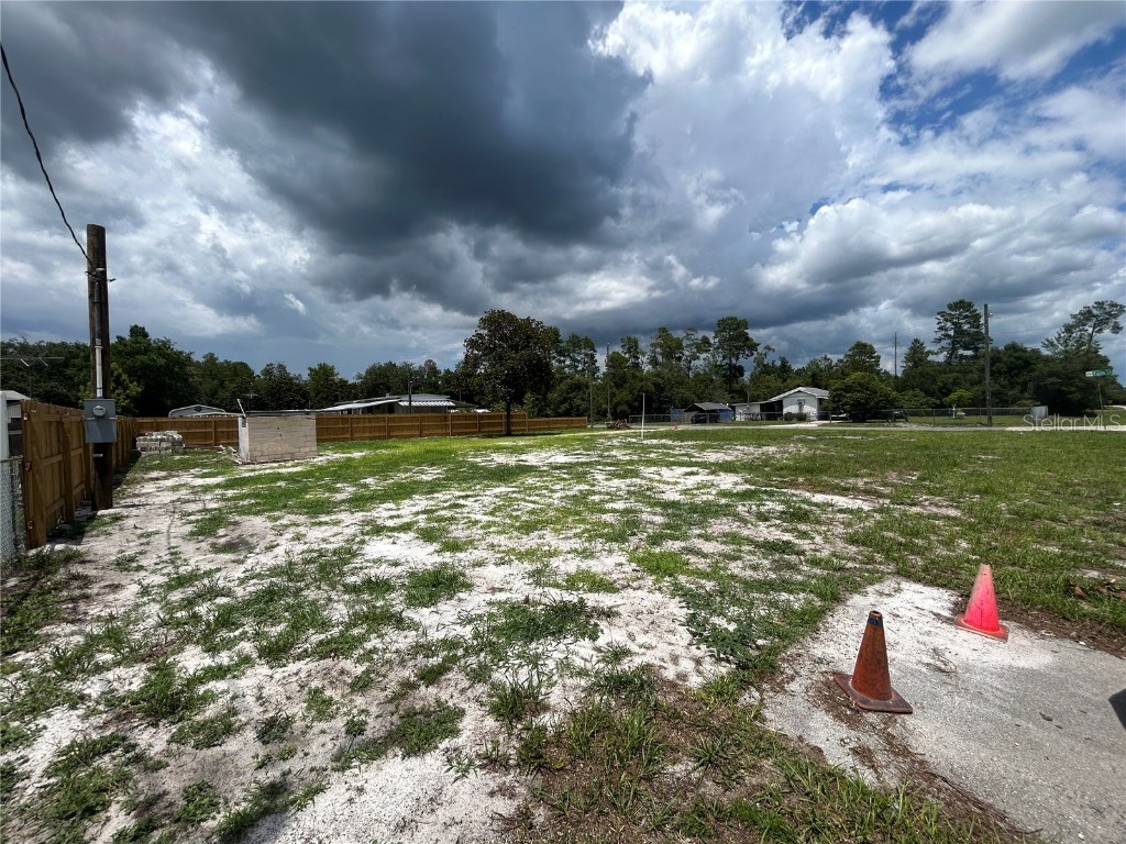 28245 Bougainvillea Avenue Paisley FL 32767 G5098695 image2