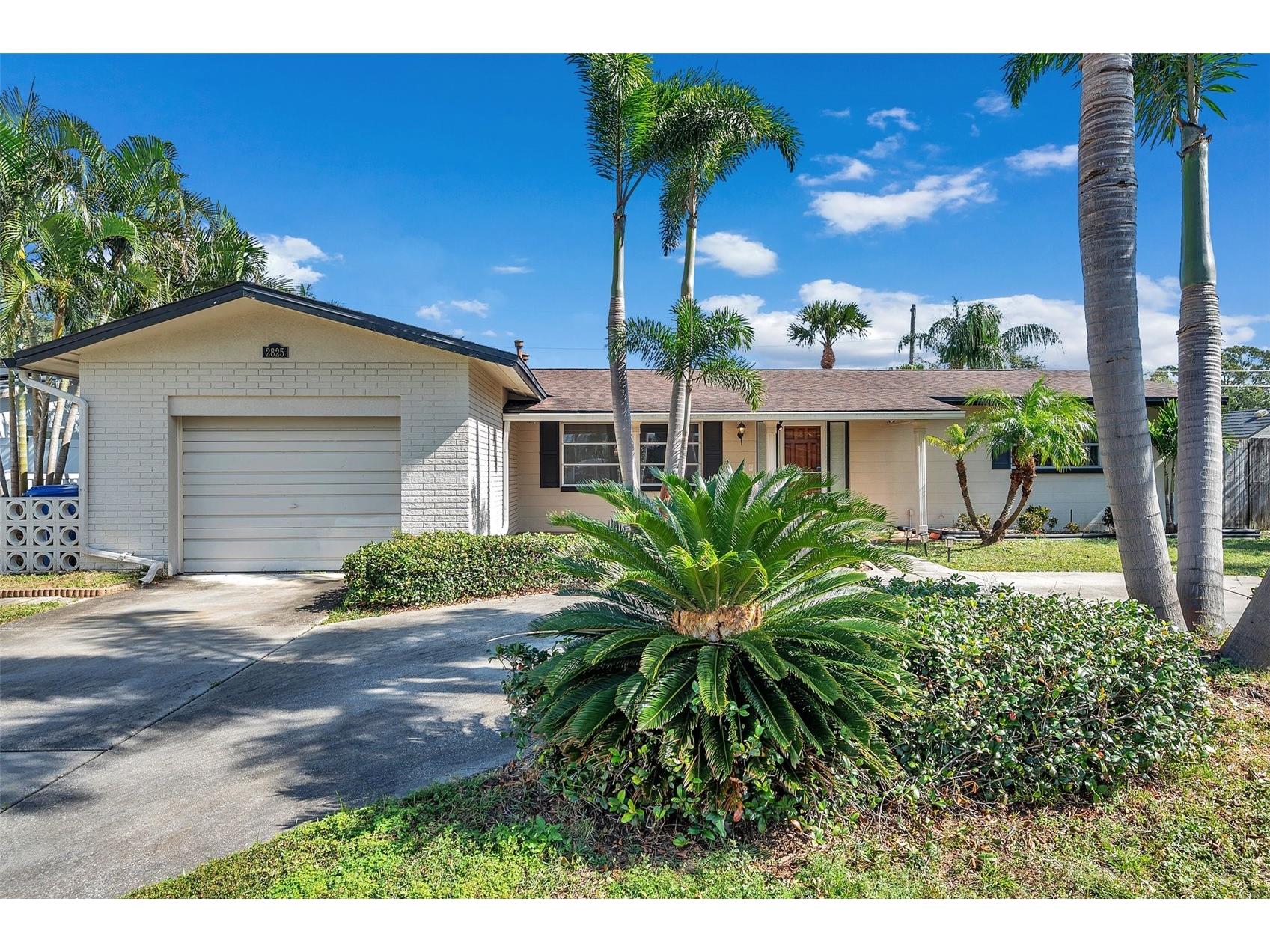 2825 60th Street N Saint Petersburg FL 33710 TB8460613 image1