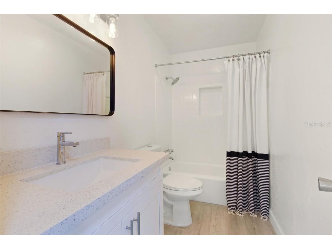 2825 Church Avenue Sarasota FL 34234 TB8447501 image14