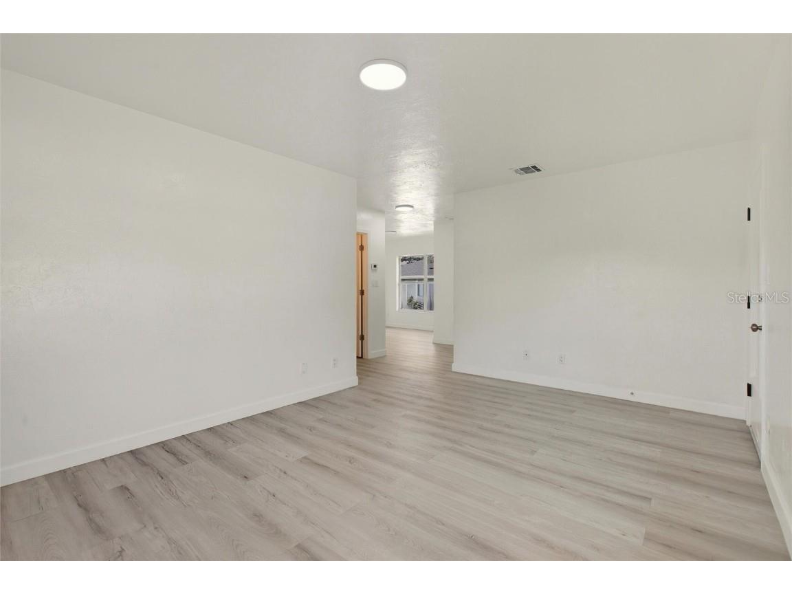 2825 Church Avenue Sarasota FL 34234 TB8447501 image8