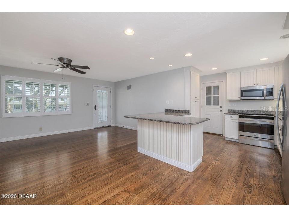 2825 Gladys Terrace Daytona Beach FL 32118 V4949081 image13
