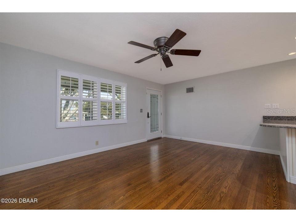2825 Gladys Terrace Daytona Beach FL 32118 V4949081 image7