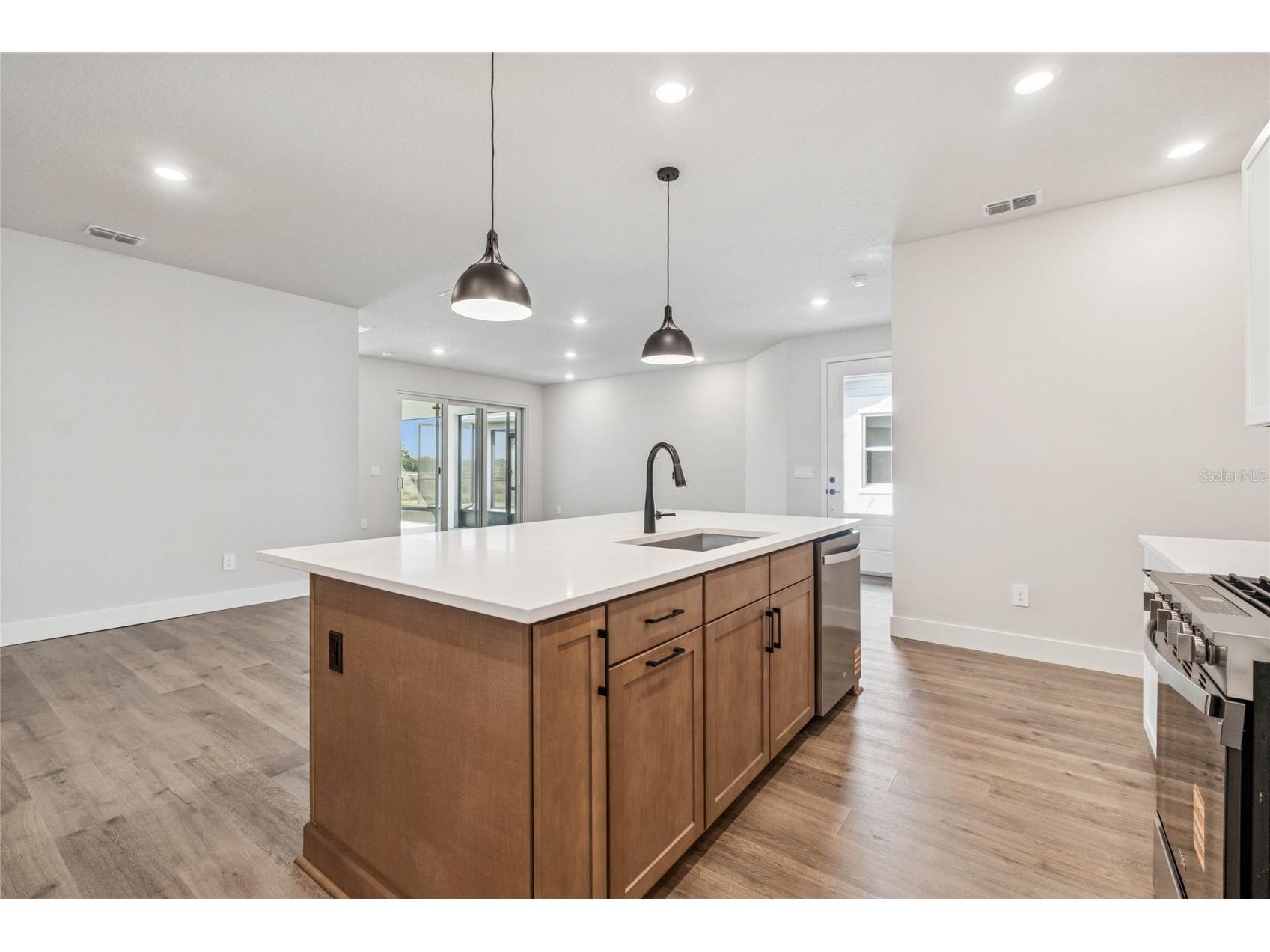 2825 Marrakesh Lane Sarasota FL 34234 TB8444596 image11