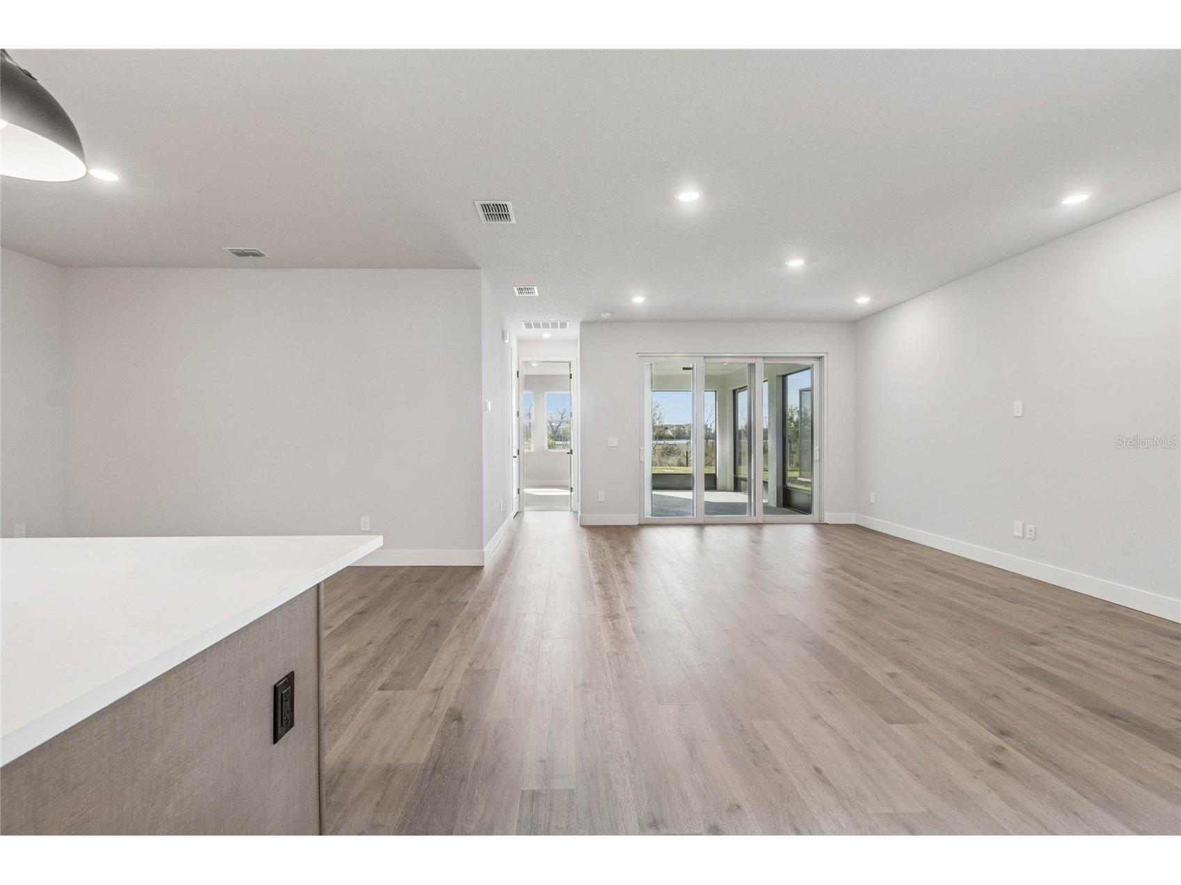 2825 Marrakesh Lane Sarasota FL 34234 TB8444596 image12