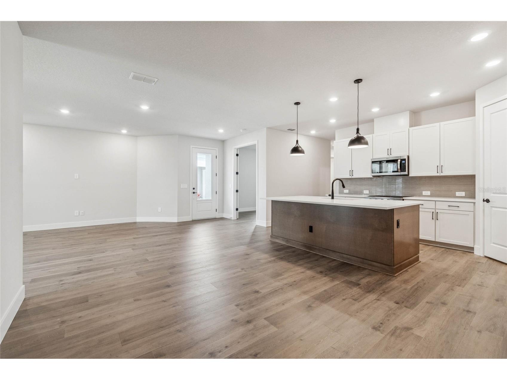 2825 Marrakesh Lane Sarasota FL 34234 TB8444596 image17