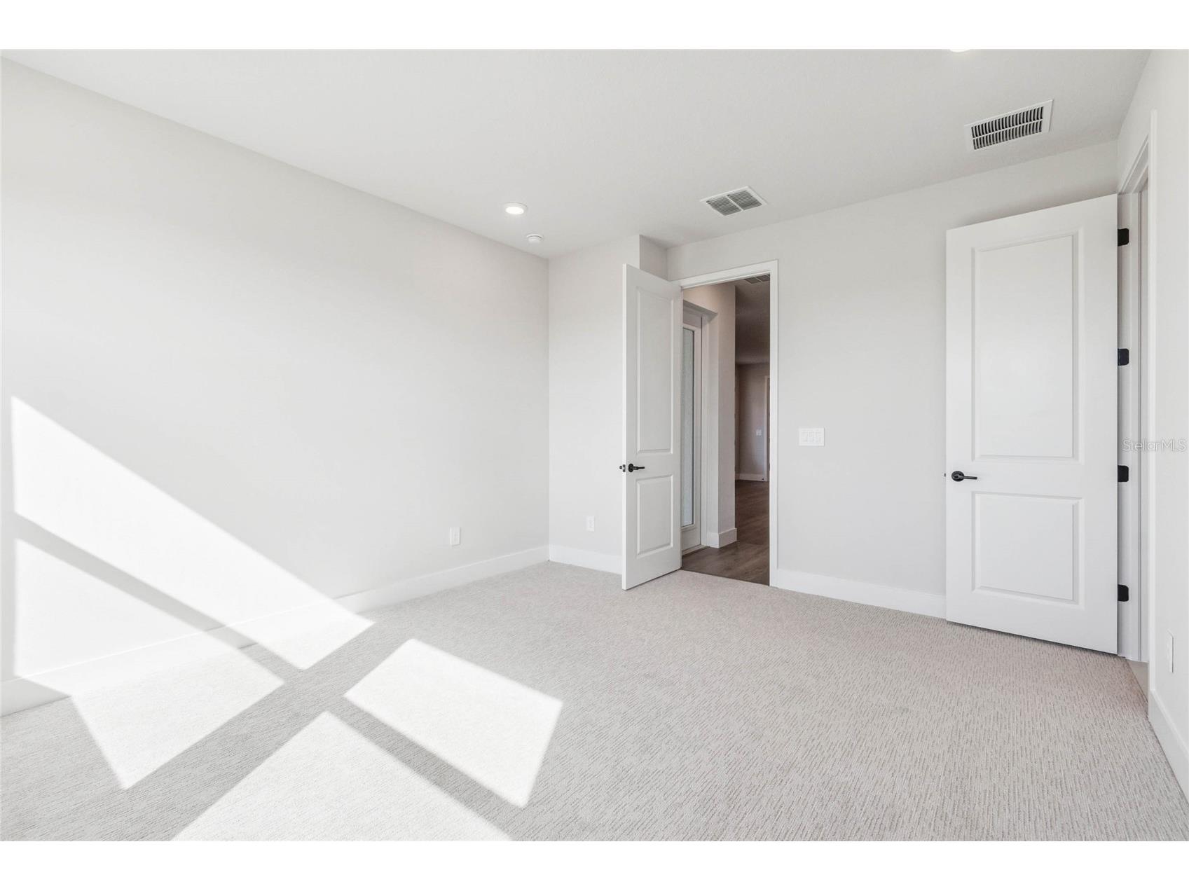 2825 Marrakesh Lane Sarasota FL 34234 TB8444596 image20