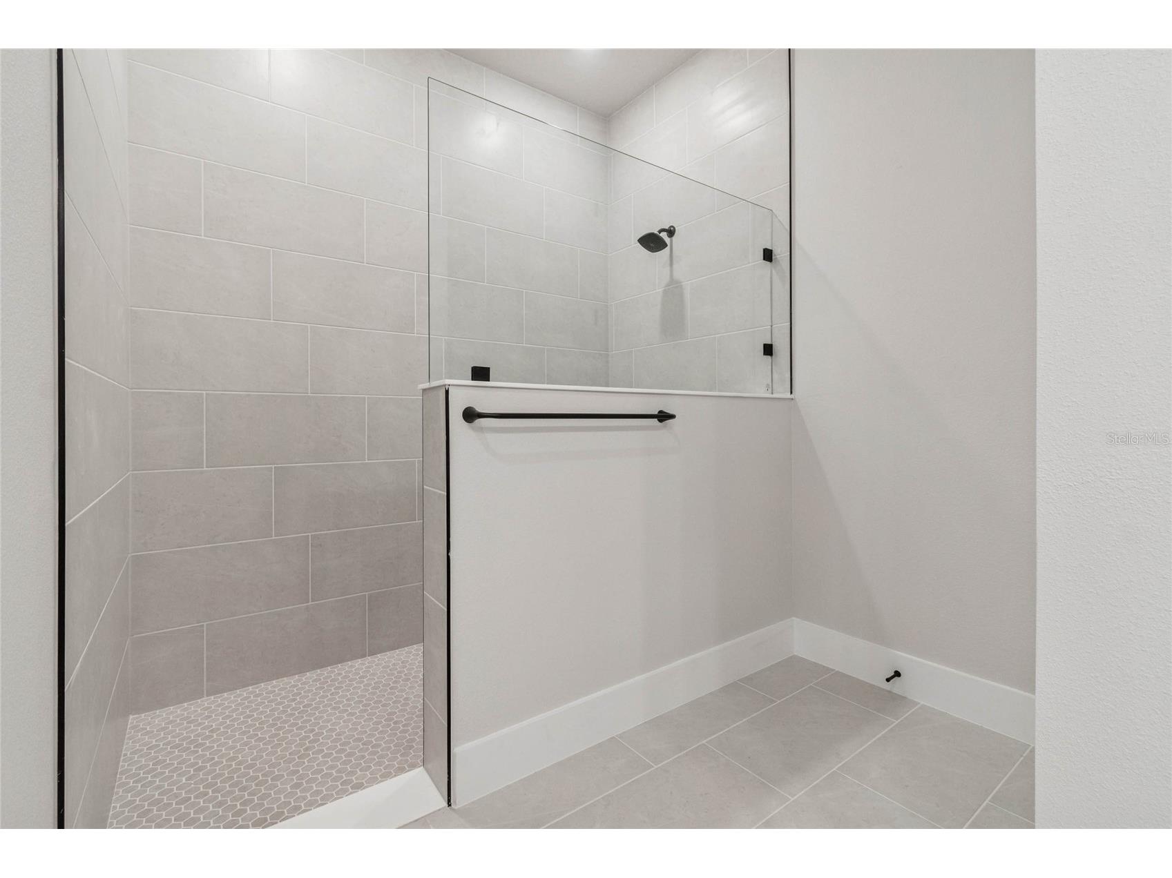 2825 Marrakesh Lane Sarasota FL 34234 TB8444596 image24