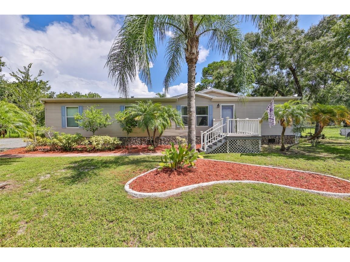 2825 Metro Drive Ruskin FL 33570 T3463789 image1
