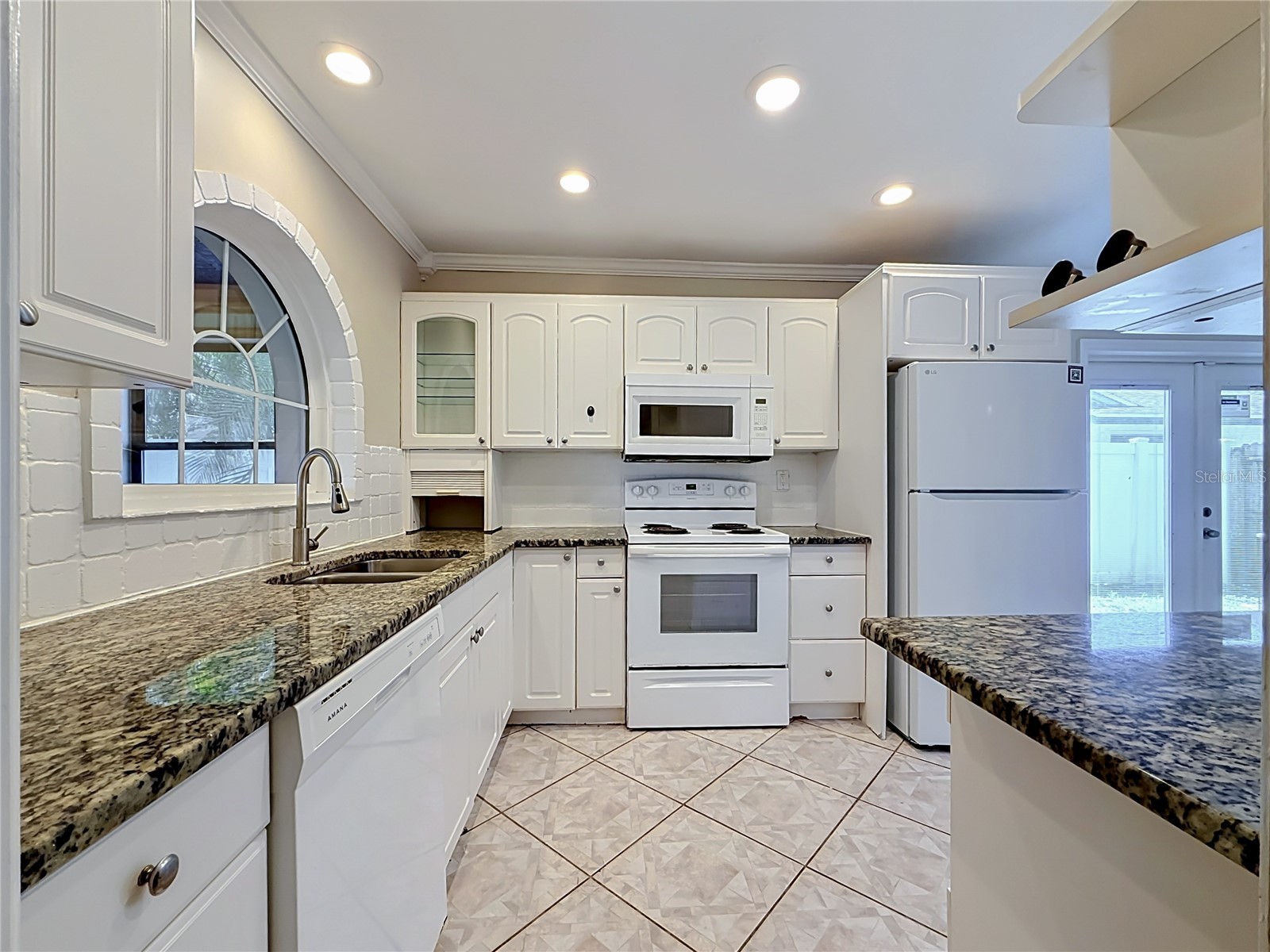 2825 Wendover Terrace Palm Harbor FL 34685 C7526434 image18