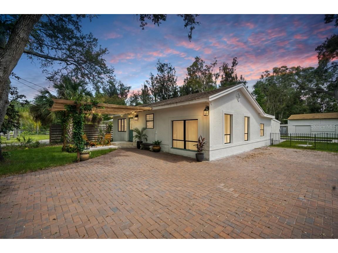 2826 Marlette Street Sarasota FL 34231 T3470738 image1