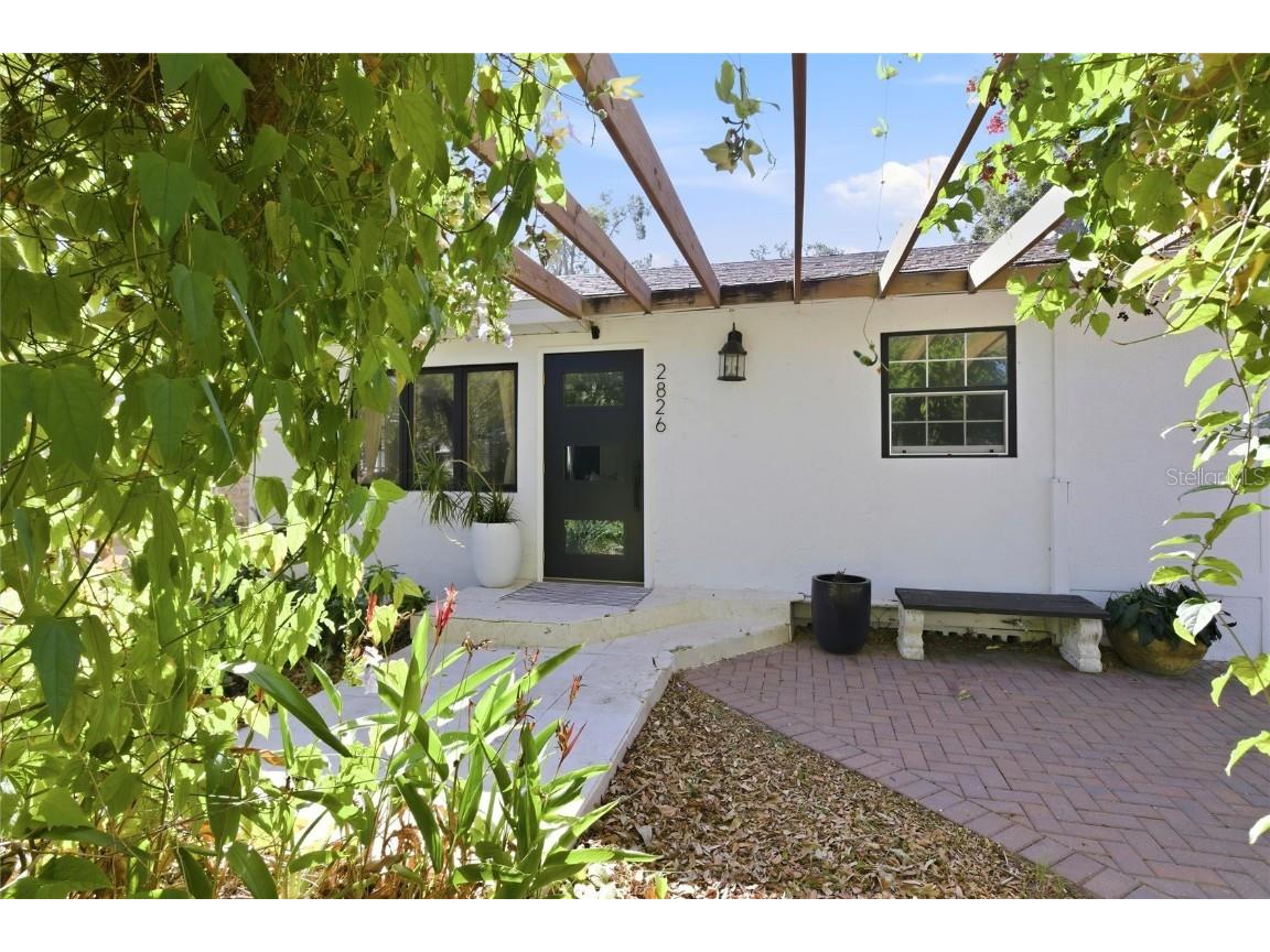 2826 Marlette Street Sarasota FL 34231 A4671301 image1