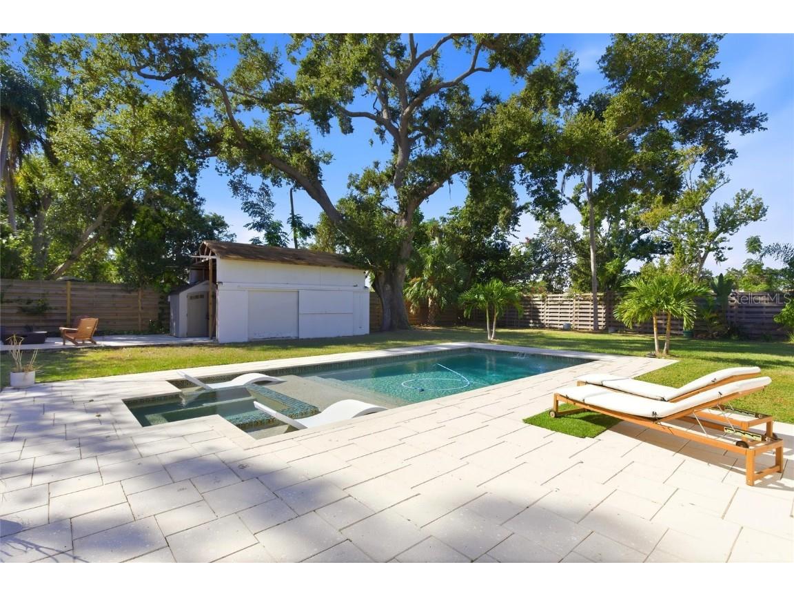 2826 Marlette Street Sarasota FL 34231 A4671301 image24