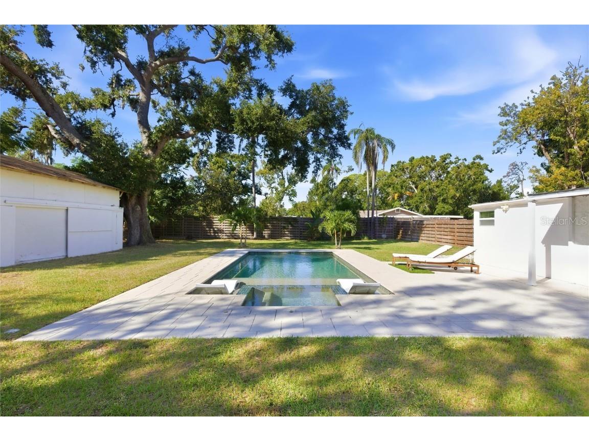 2826 Marlette Street Sarasota FL 34231 A4671301 image29