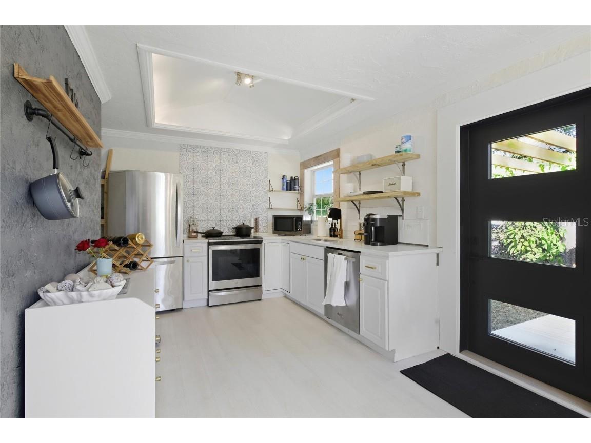 2826 Marlette Street Sarasota FL 34231 A4671301 image3