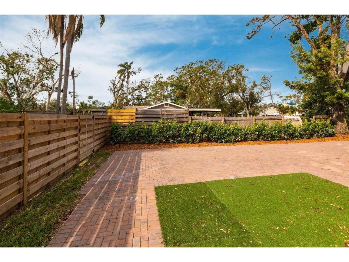 2826 Marlette Street Sarasota FL 34231 A4671301 image33