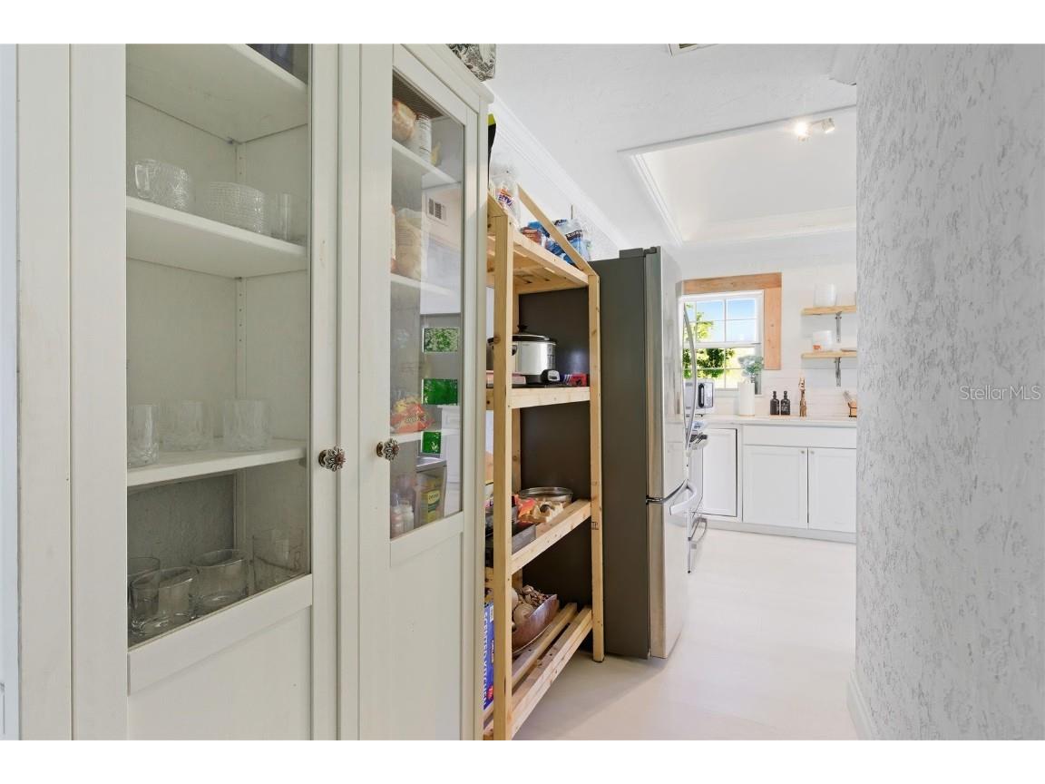 2826 Marlette Street Sarasota FL 34231 A4671301 image8