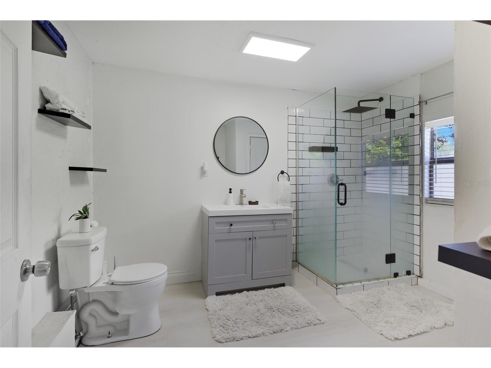 2826 Marlette Street Sarasota FL 34231 A4686026 image10