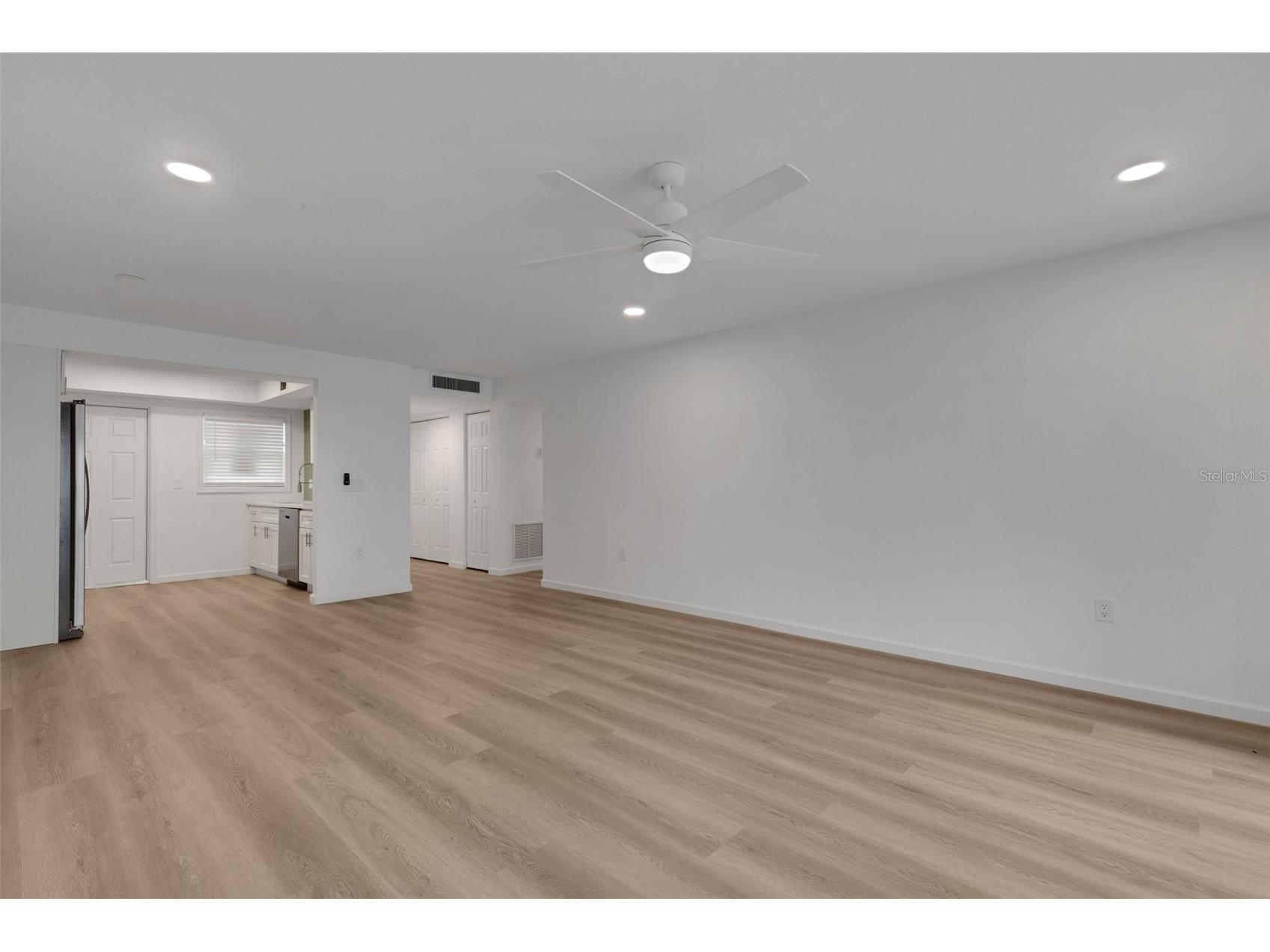 2826 W Rainbow Circle #2818 Sarasota FL 34231 A4696391 image11