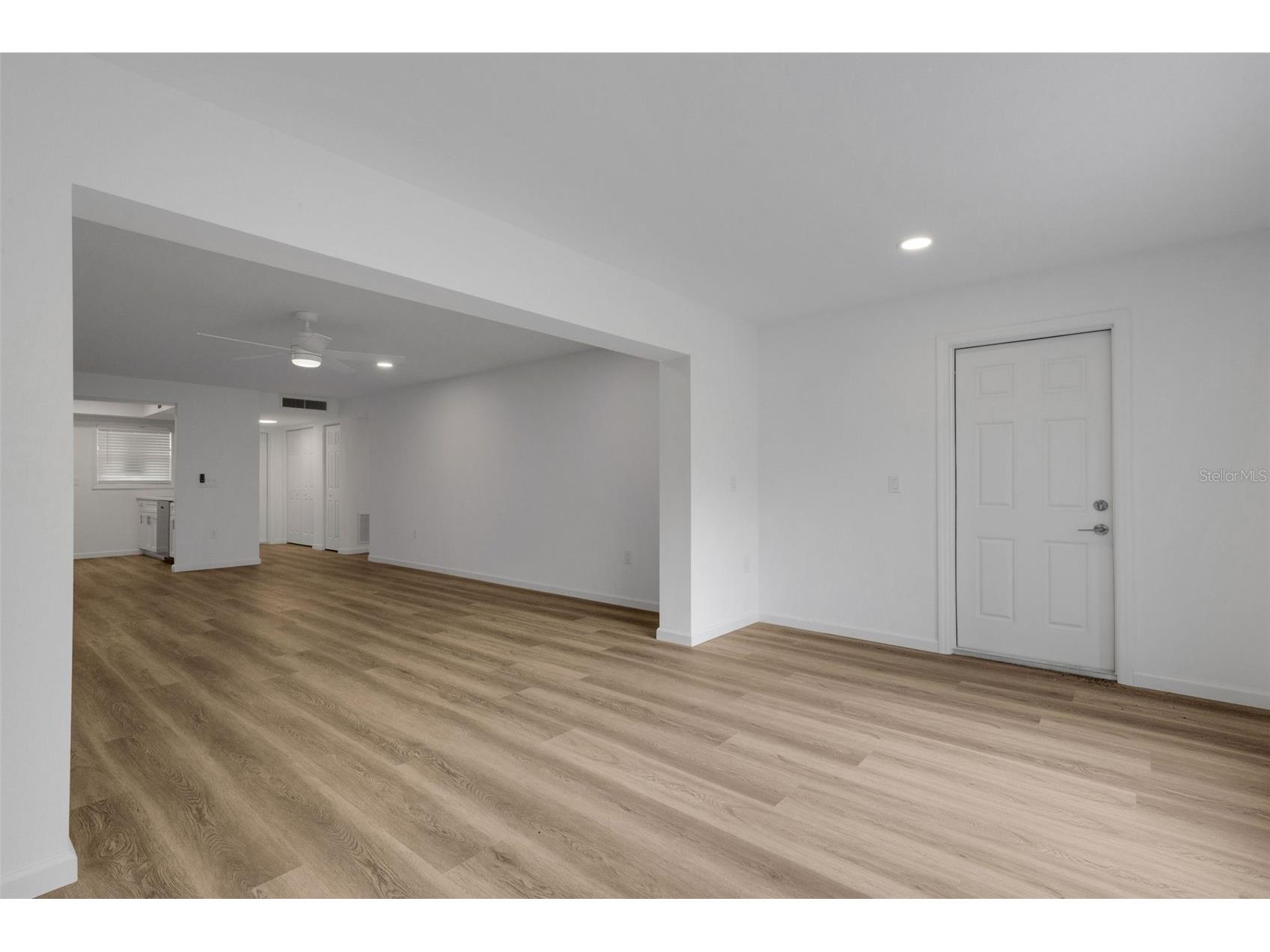 2826 W Rainbow Circle #2818 Sarasota FL 34231 A4696391 image12