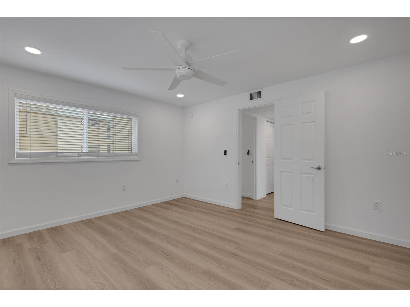 2826 W Rainbow Circle #2818 Sarasota FL 34231 A4696391 image18