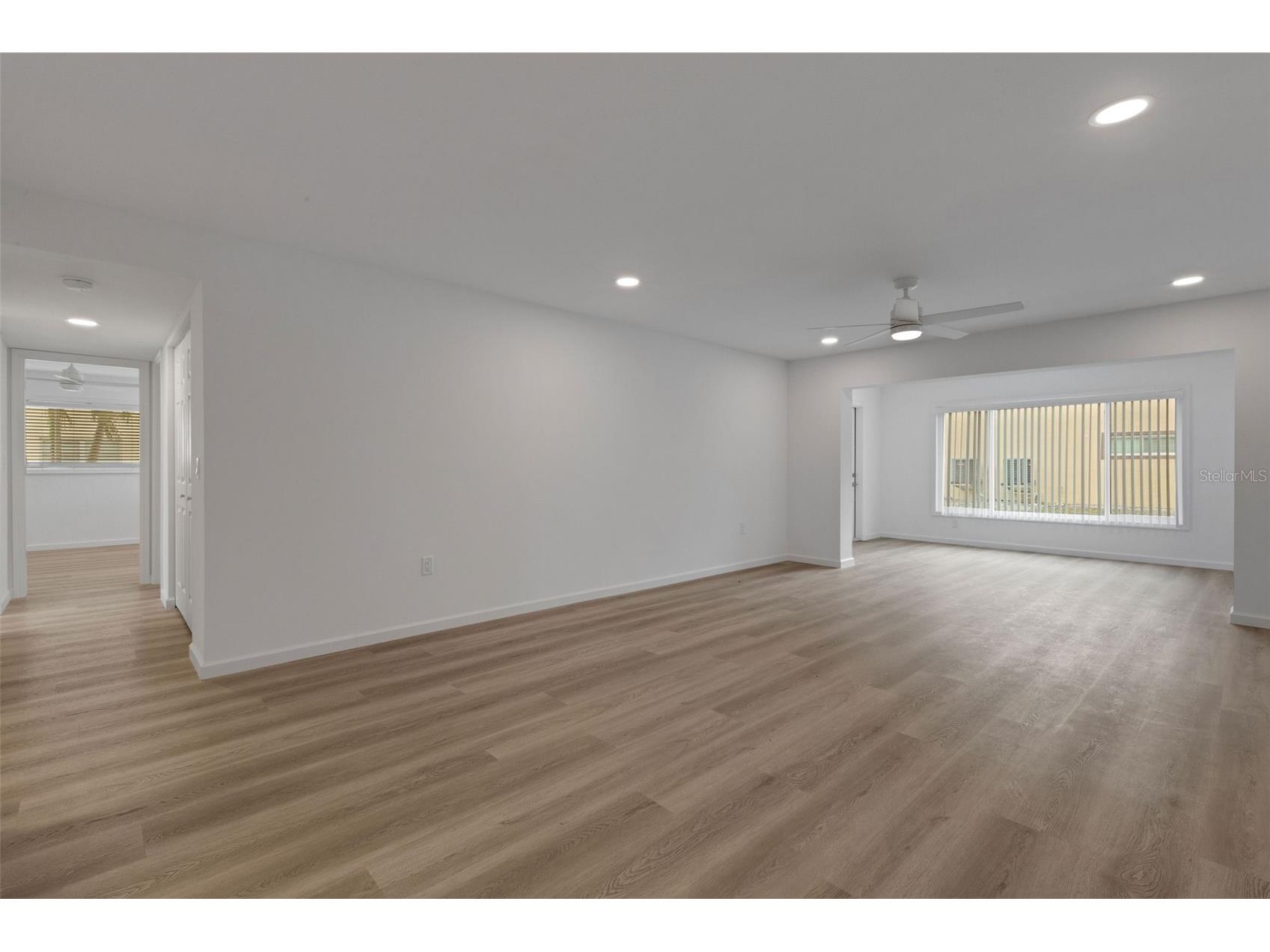 2826 W Rainbow Circle #2818 Sarasota FL 34231 A4696391 image7