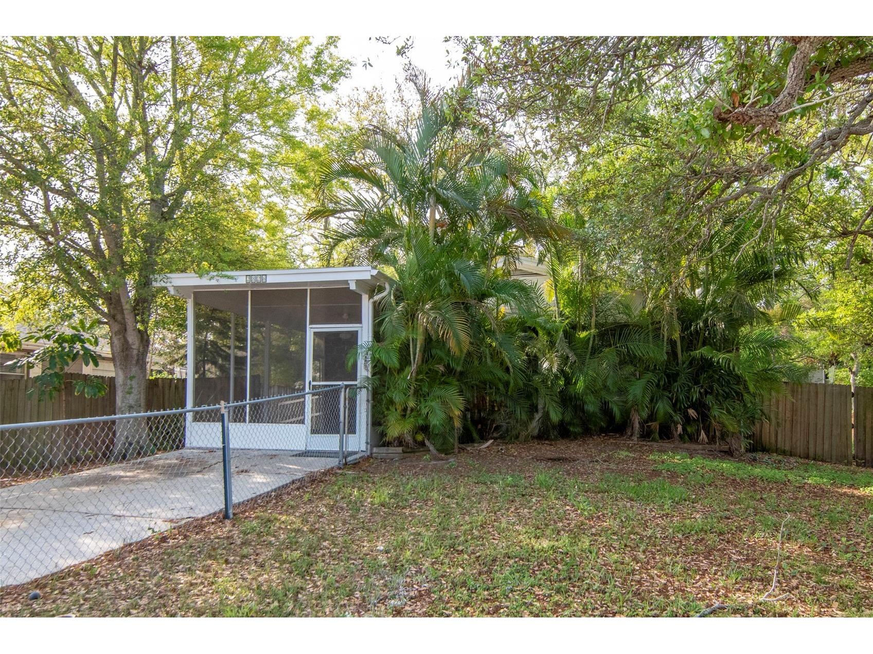 2826 W Shelton Avenue Tampa FL 33611 TB8488066 image1