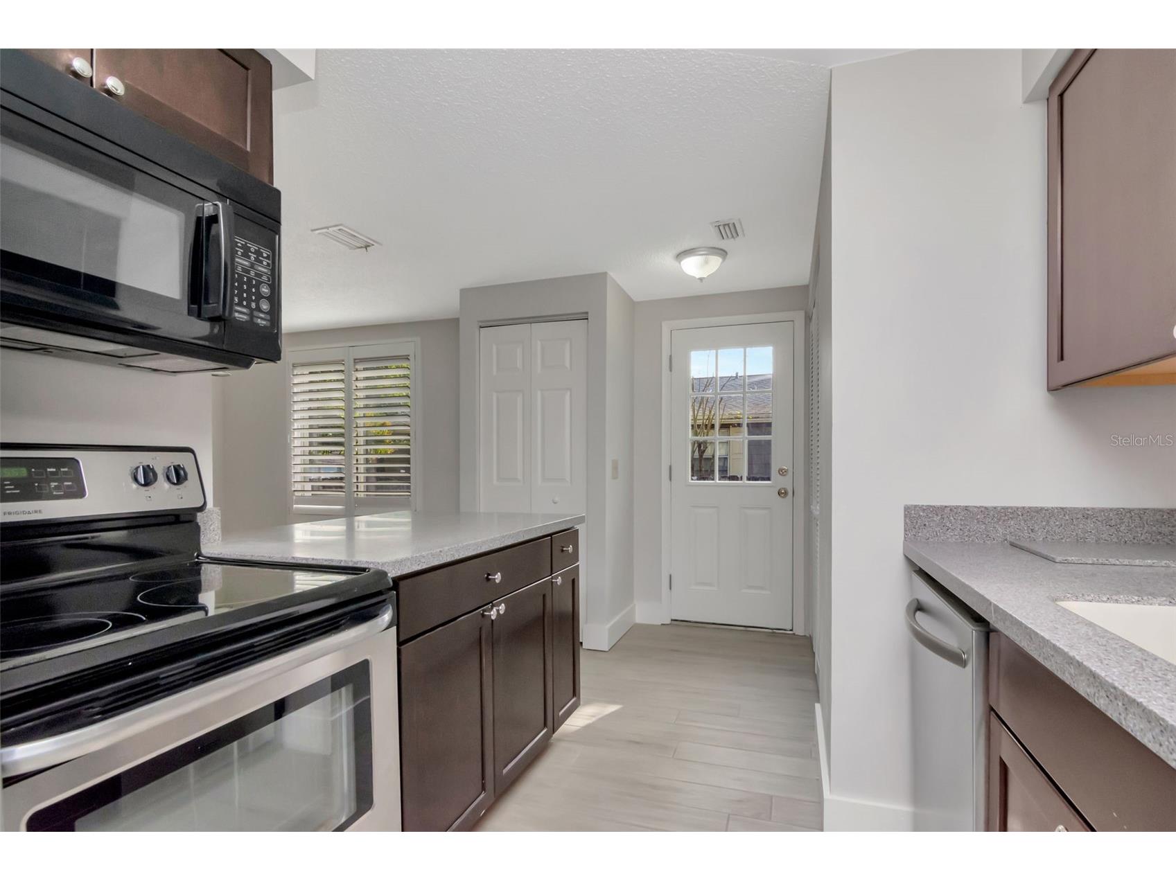 2826 W Shelton Avenue Tampa FL 33611 TB8488066 image22