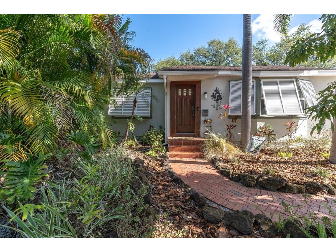 2827 11th Avenue N Saint Petersburg FL 33713 W7854019 image1