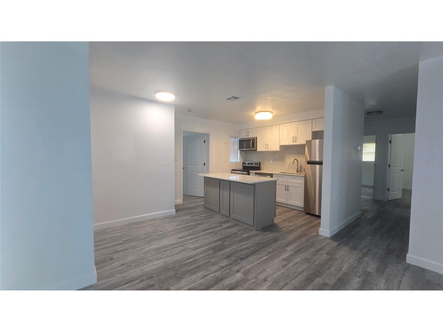2827 16th Avenue S Saint Petersburg FL 33712 TB8488782 image3