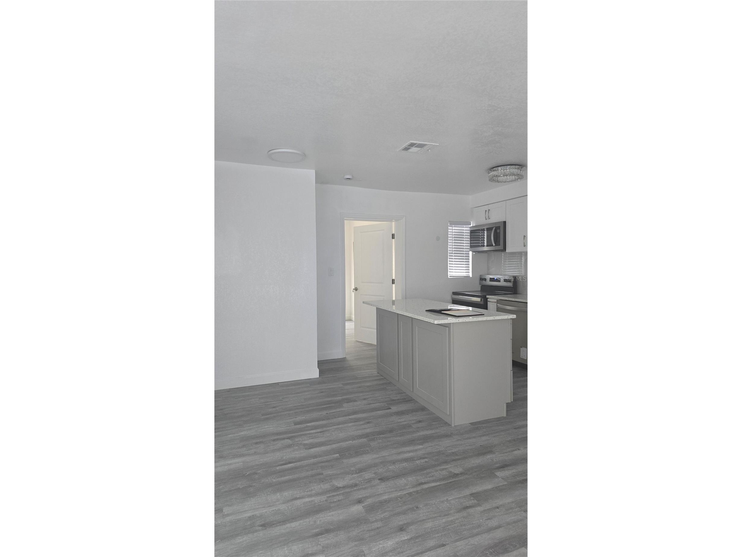 2827 16th Avenue S Saint Petersburg FL 33712 TB8488782 image5
